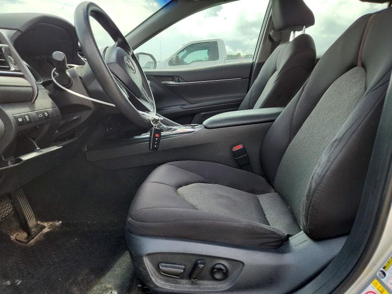 2018 TOYOTA CAMRY HYBRID LE 7