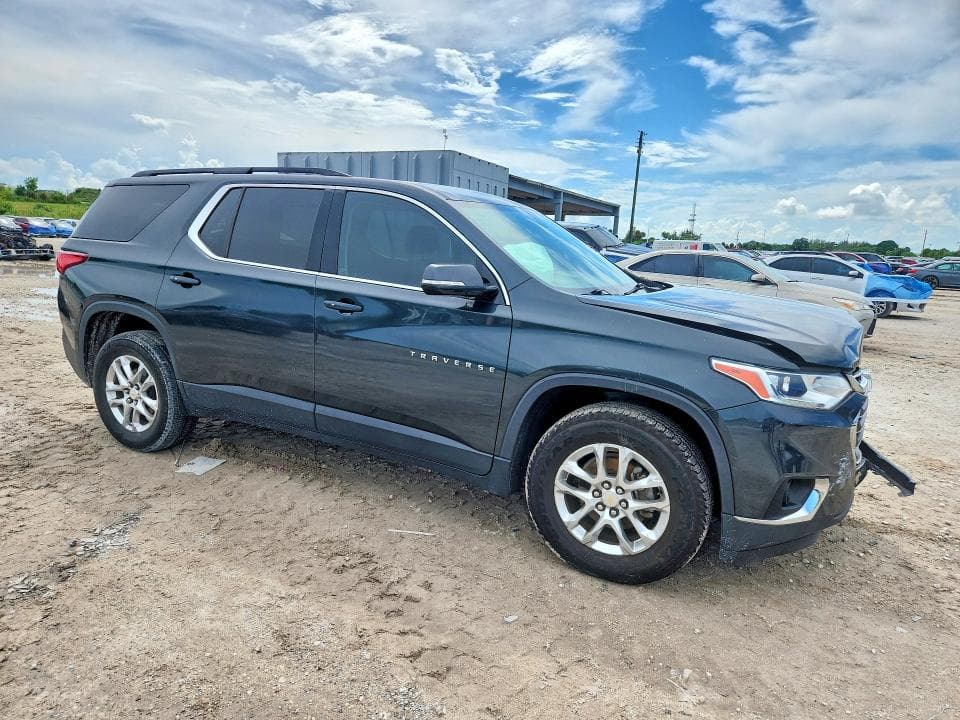 2020 CHEVROLET TRAVERSE LT 4