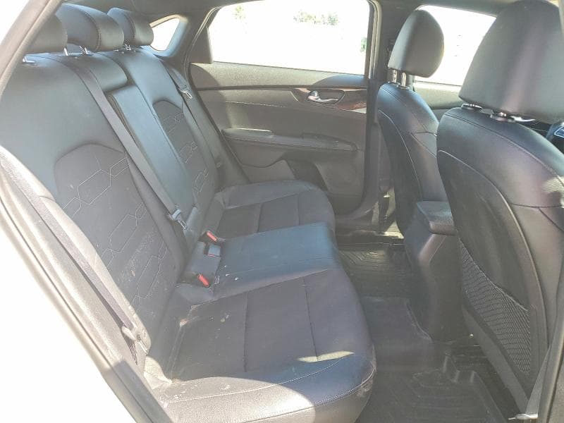 2023 KIA FORTE GT LINE 10