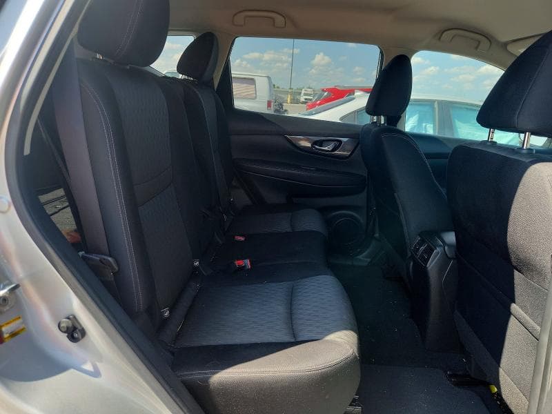 2018 NISSAN ROGUE SV 10