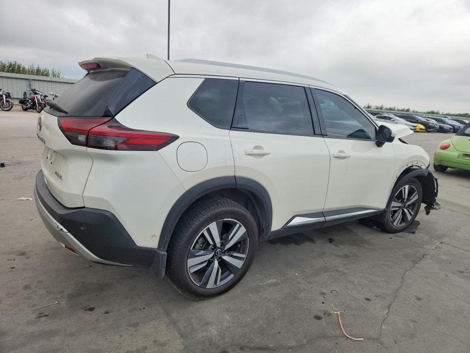 2023 NISSAN ROGUE PLATINUM 3