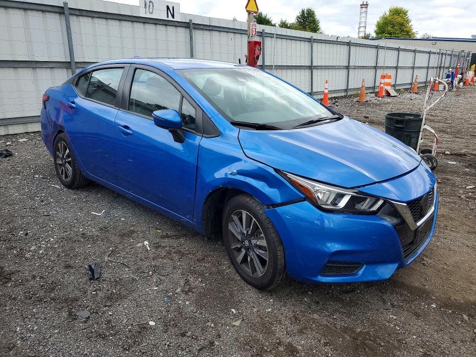 2021 NISSAN VERSA SV 4
