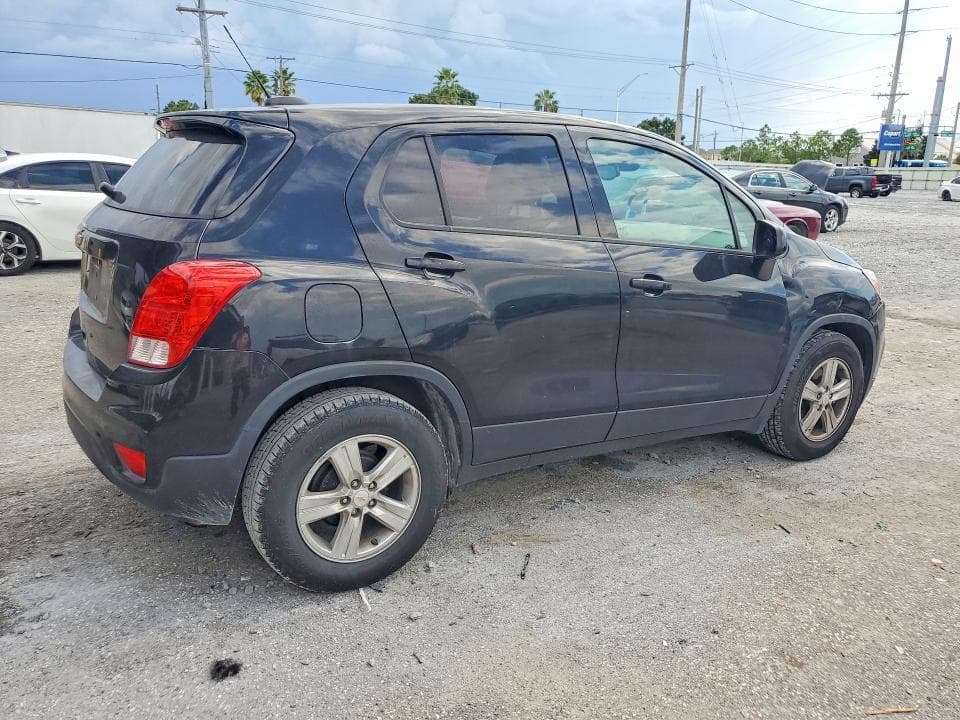 2020 CHEVROLET TRAX LS 3