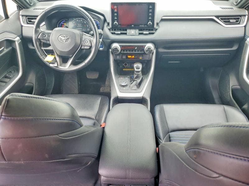 2020 TOYOTA RAV4 XSE 8