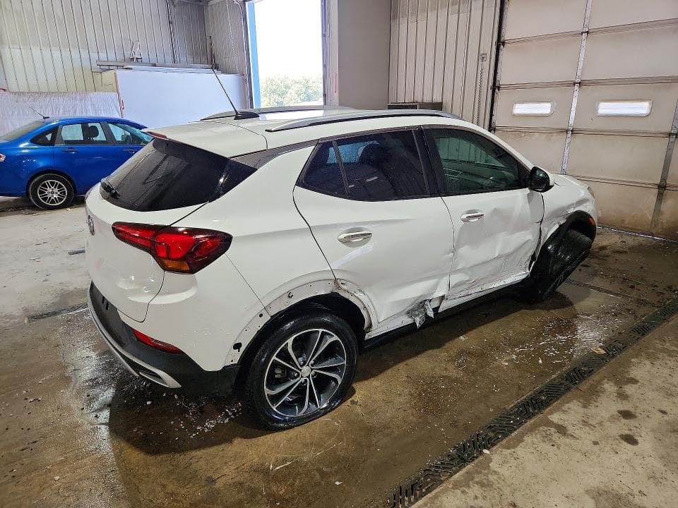 2021 BUICK ENCORE GX SELECT 3