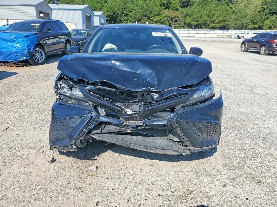 2021 TOYOTA CAMRY SE 5