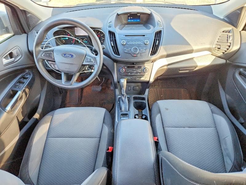 2017 FORD ESCAPE SE 8