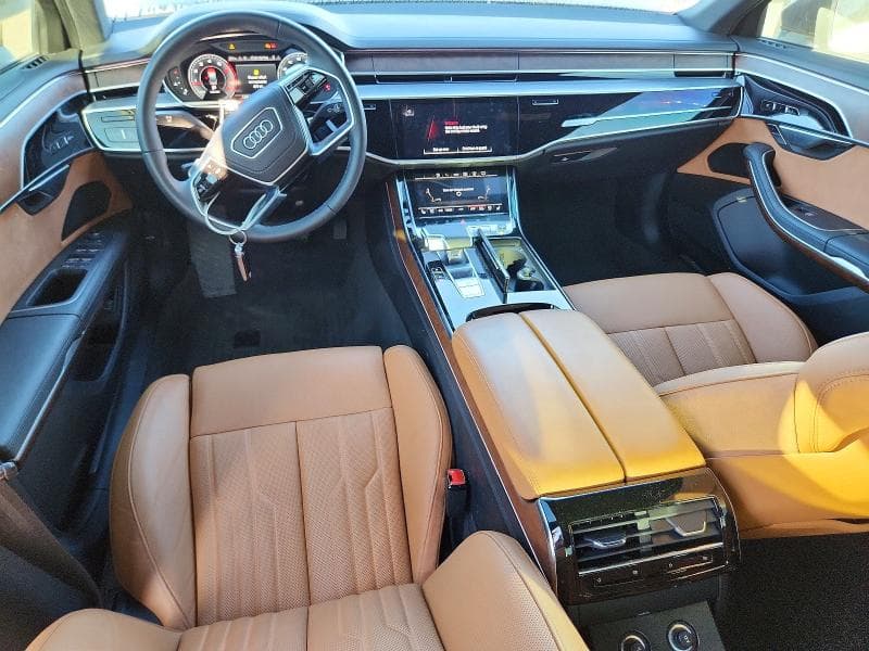 2025 AUDI A8 L 8