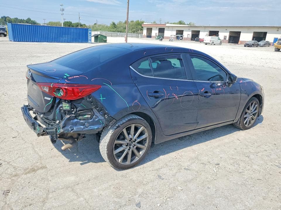 2018 MAZDA 3 TOURING 3