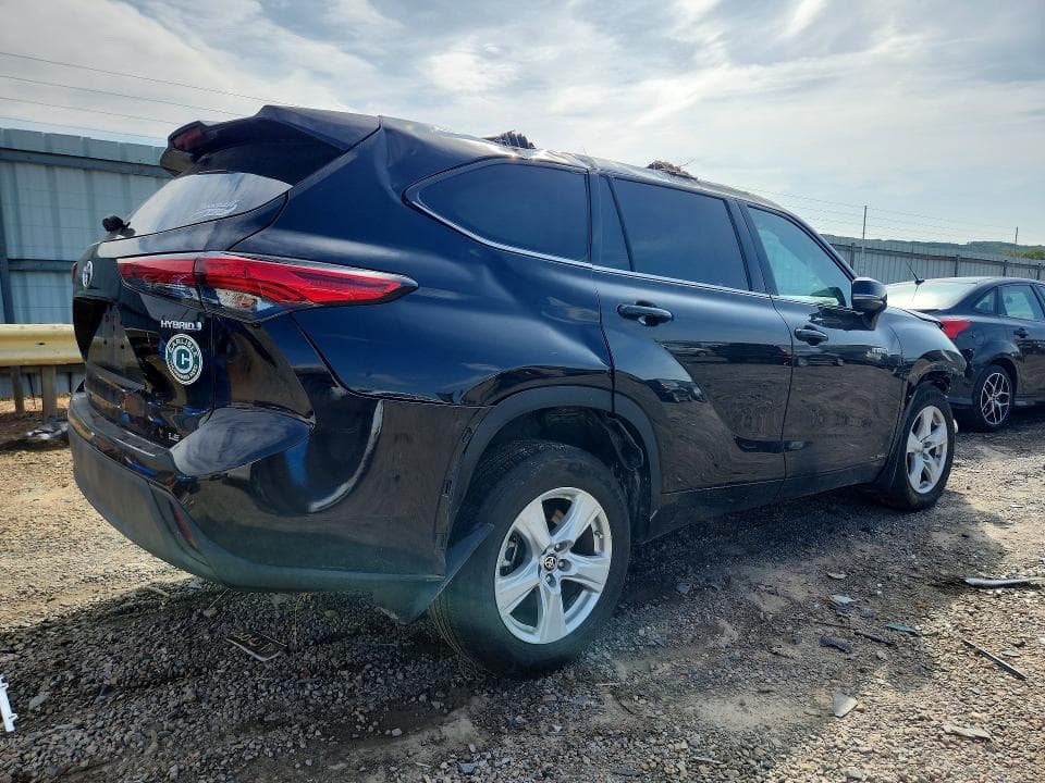 2021 TOYOTA HIGHLANDER HYBRID LE 3