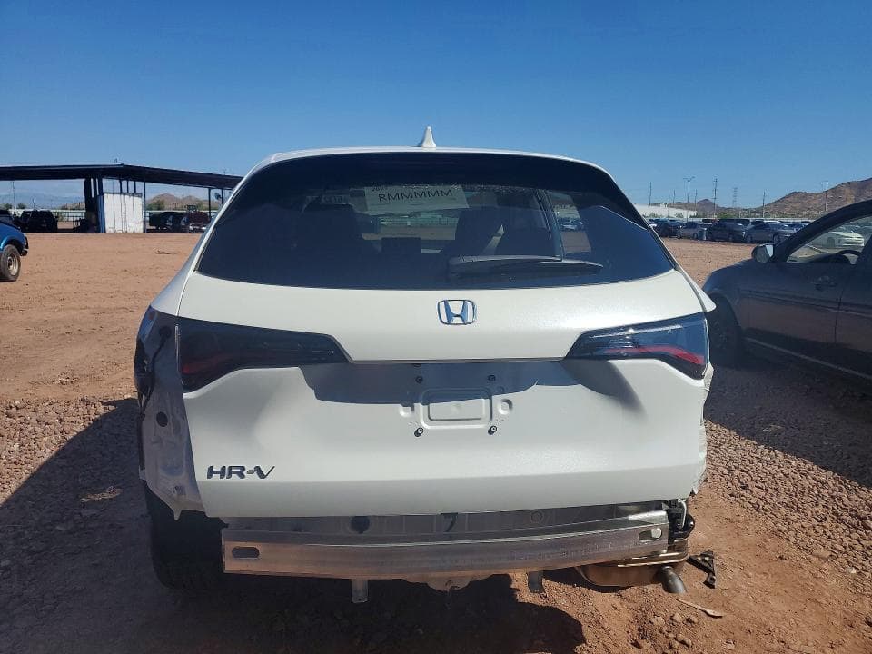 2027 HONDA HR-V LX 6