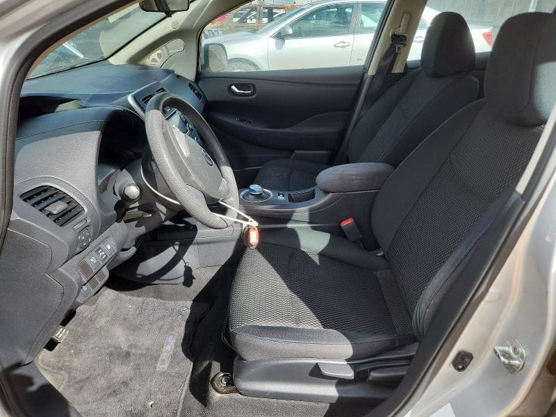 2017 NISSAN LEAF S 7