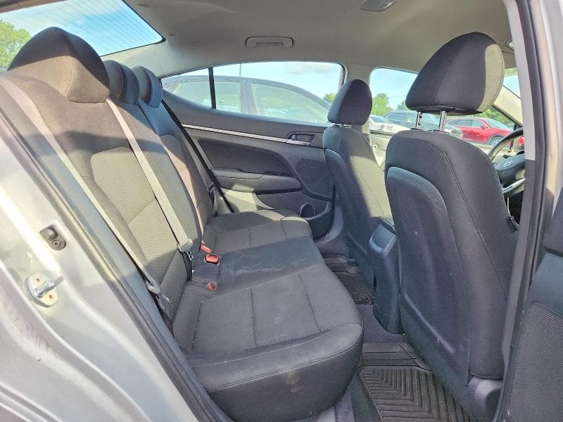2019 HYUNDAI ELANTRA SEL 10