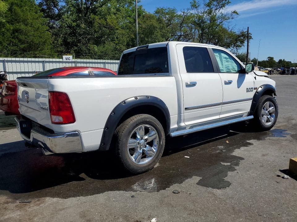 2017 RAM 1500 SLT 3