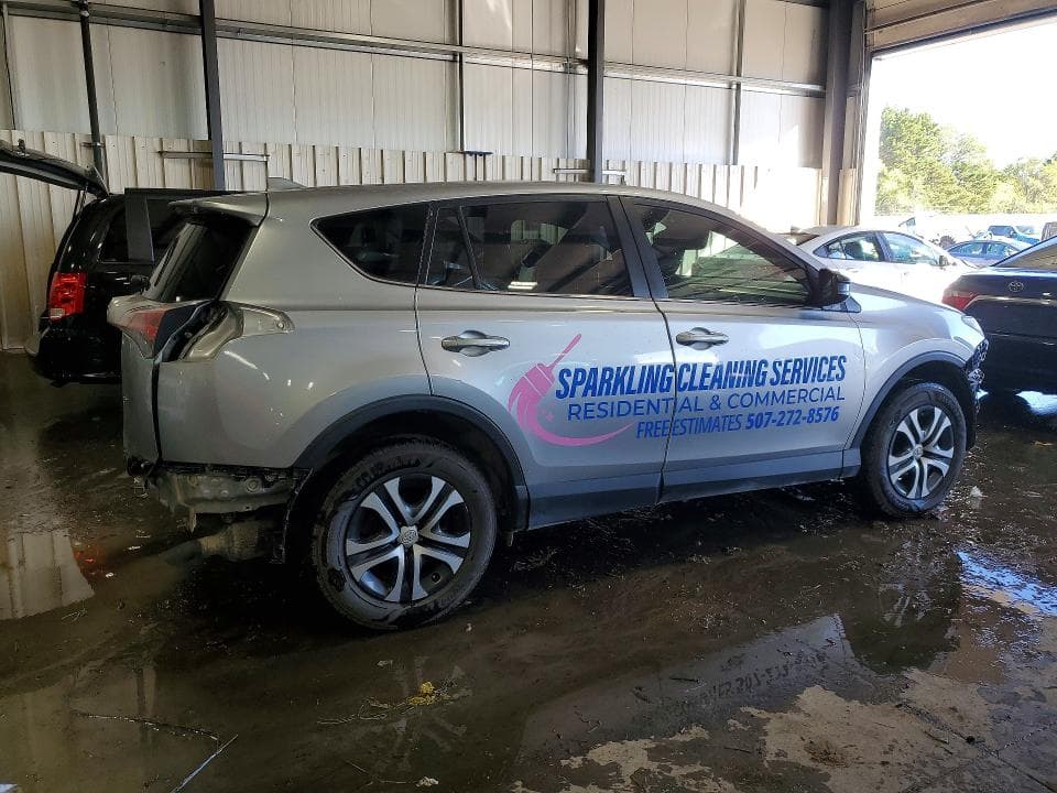 2018 TOYOTA RAV4 LE 3