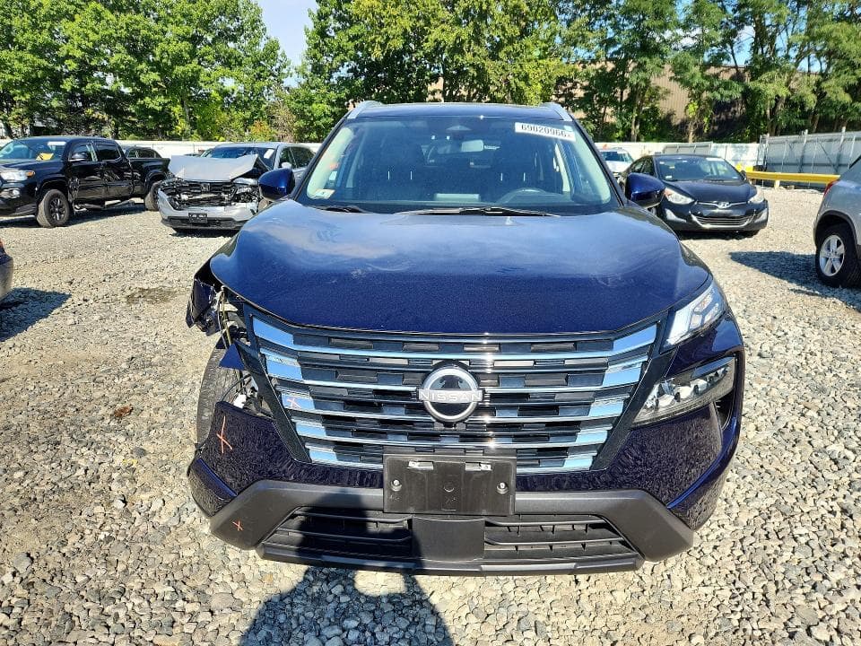 2024 NISSAN ROGUE SV 5