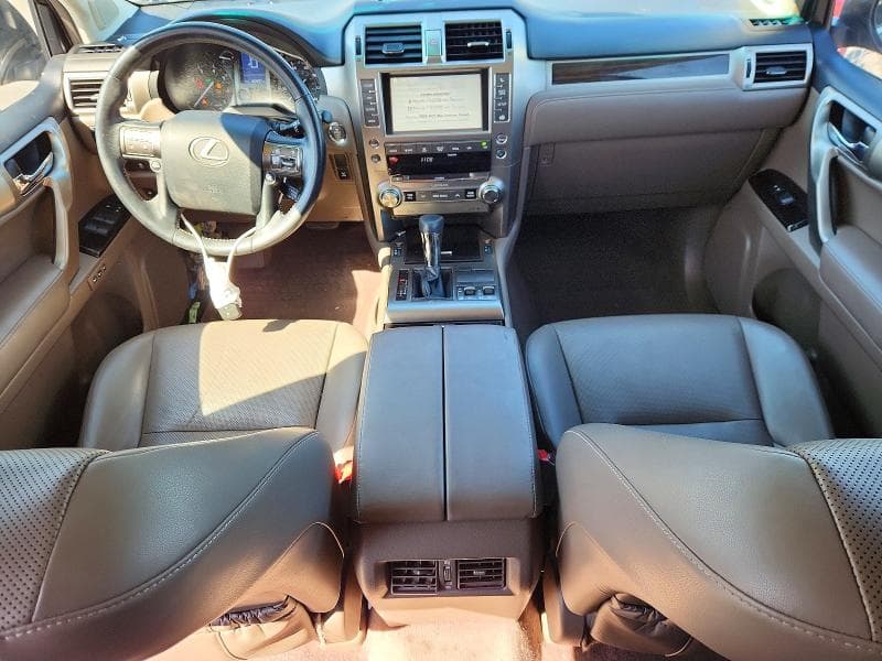 2017 LEXUS GX 460 8