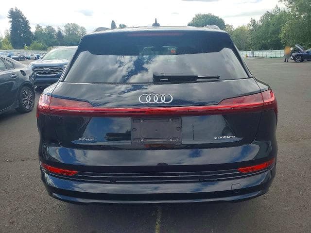 2021 AUDI E-TRON PREMIUM 6