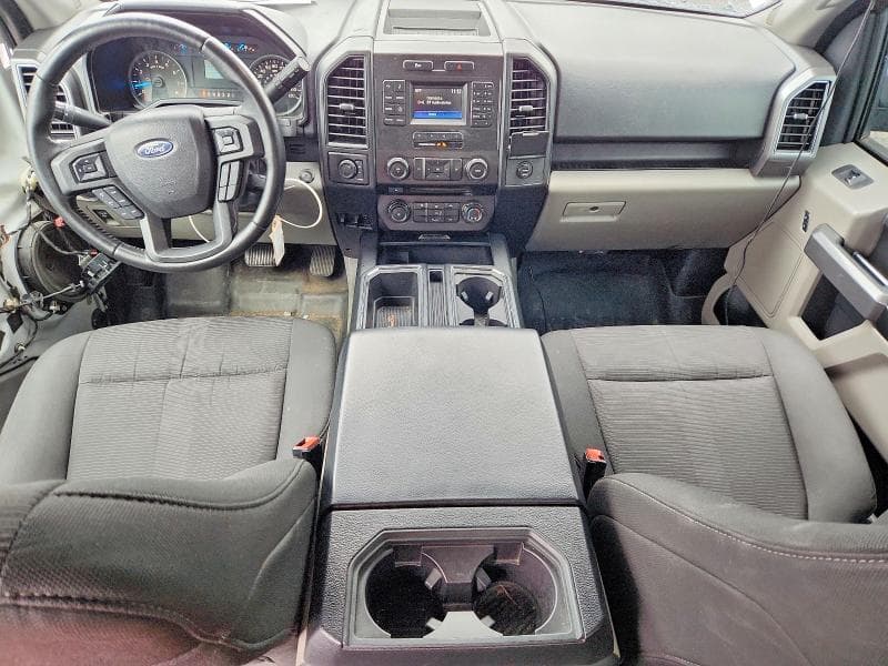 2017 FORD F150 SUPERCREW 8