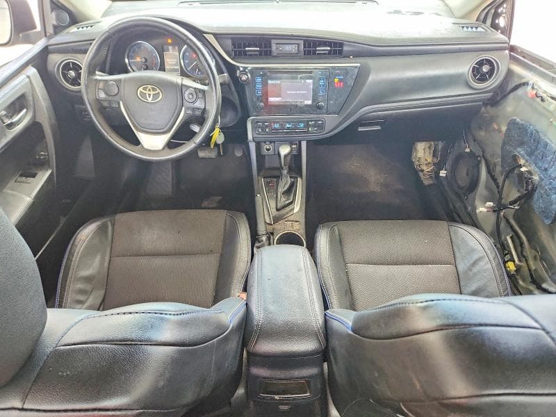 2019 TOYOTA COROLLA SE 8