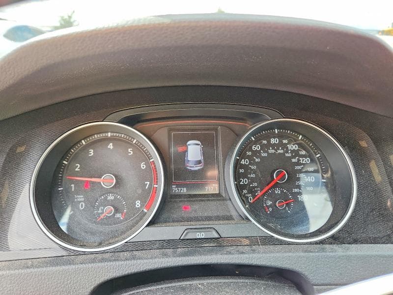 2017 VOLKSWAGEN GTI S 9
