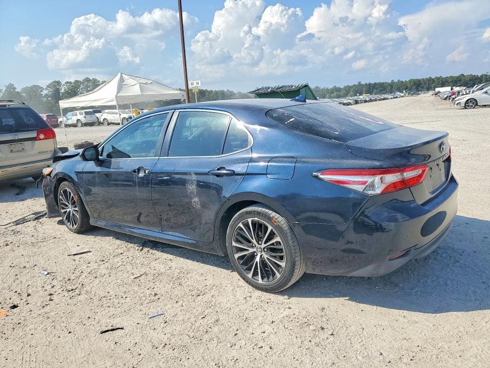 2019 TOYOTA CAMRY LE 2