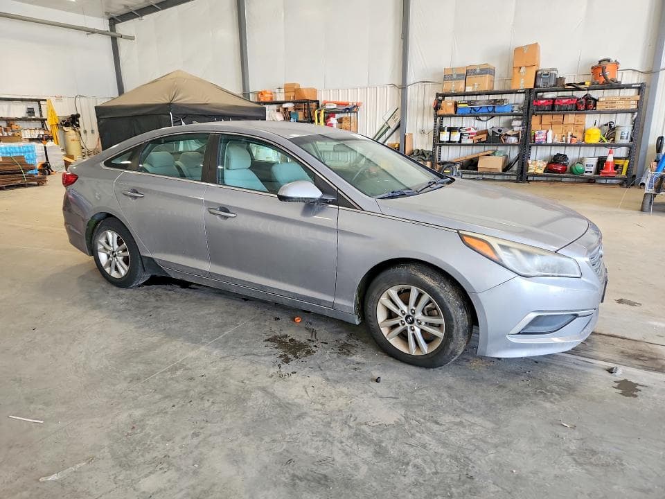 2017 HYUNDAI SONATA SE 4