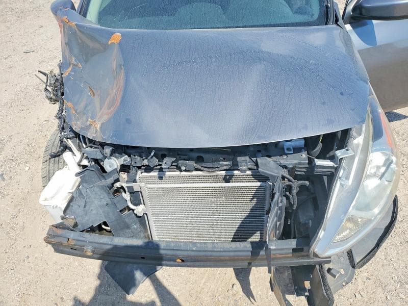 2017 NISSAN VERSA 1.6 SV 11