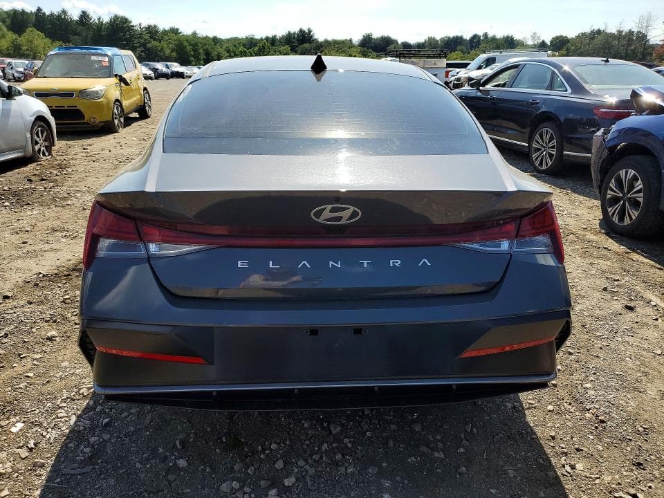2024 HYUNDAI ELANTRA SEL 6