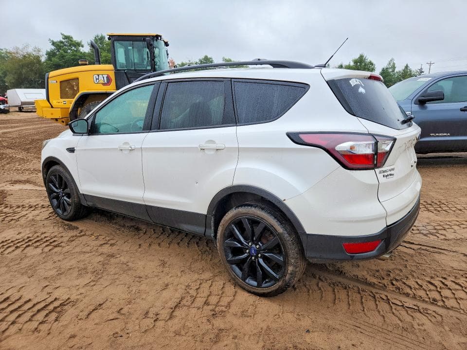 2017 FORD ESCAPE SE 2
