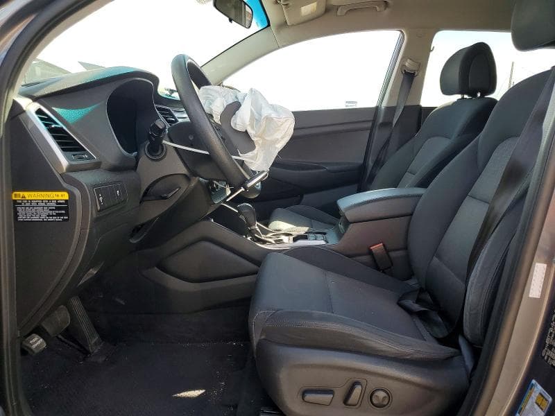 2017 HYUNDAI TUCSON SE 7