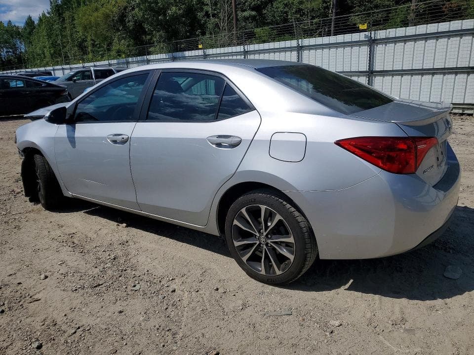 2018 TOYOTA COROLLA SE 2