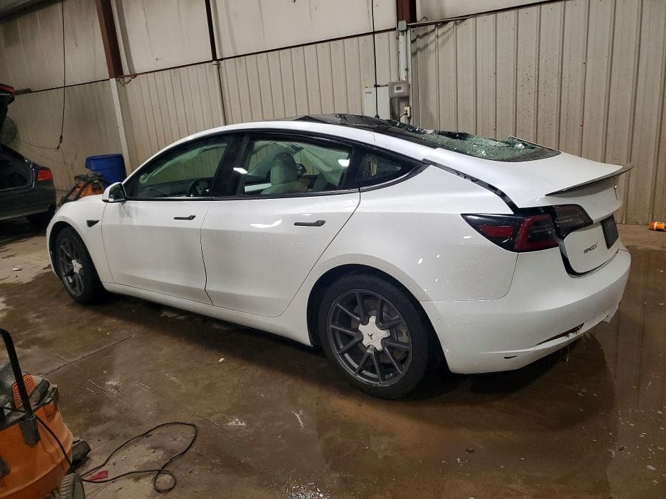 2021 TESLA MODEL 3 2
