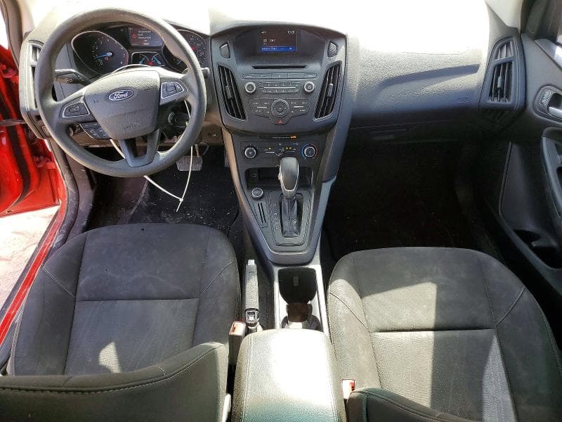 2017 FORD FOCUS SE 8