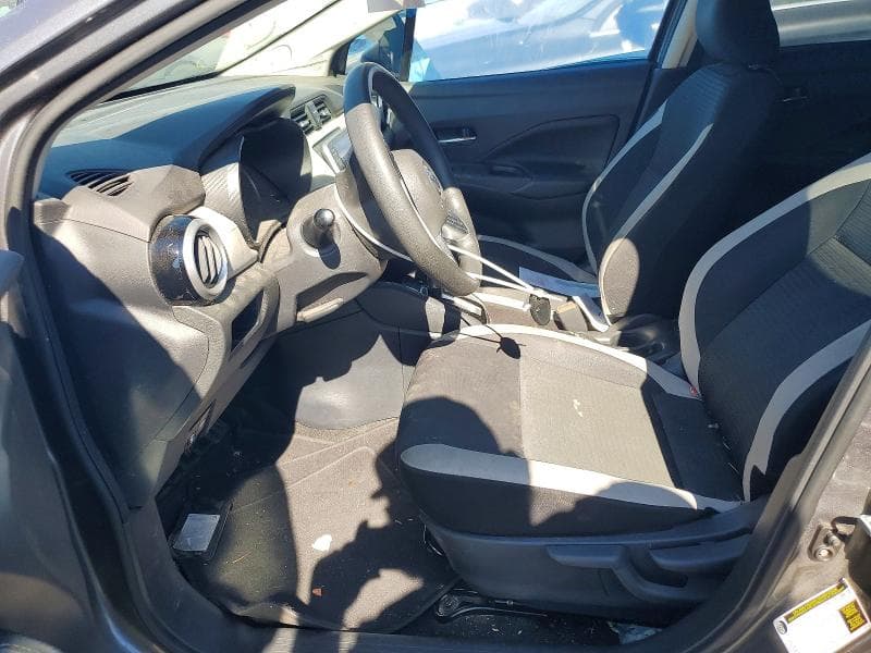 2020 NISSAN VERSA SV 7
