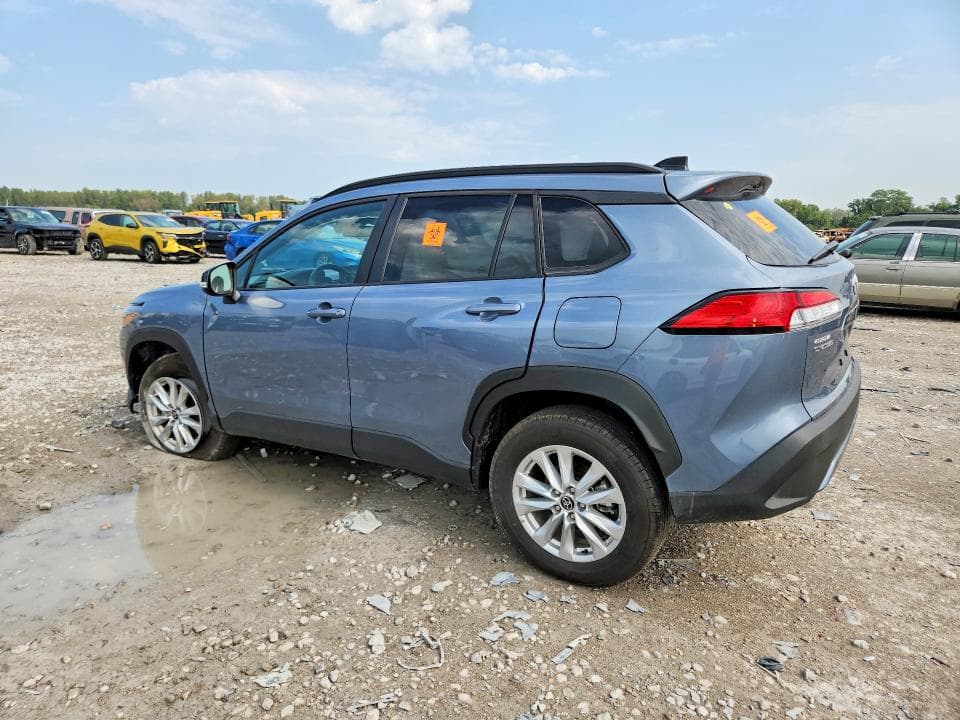 2025 TOYOTA COROLLA CROSS LE 2