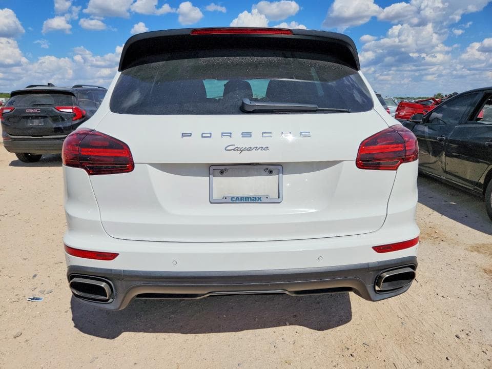 2017 PORSCHE CAYENNE 6