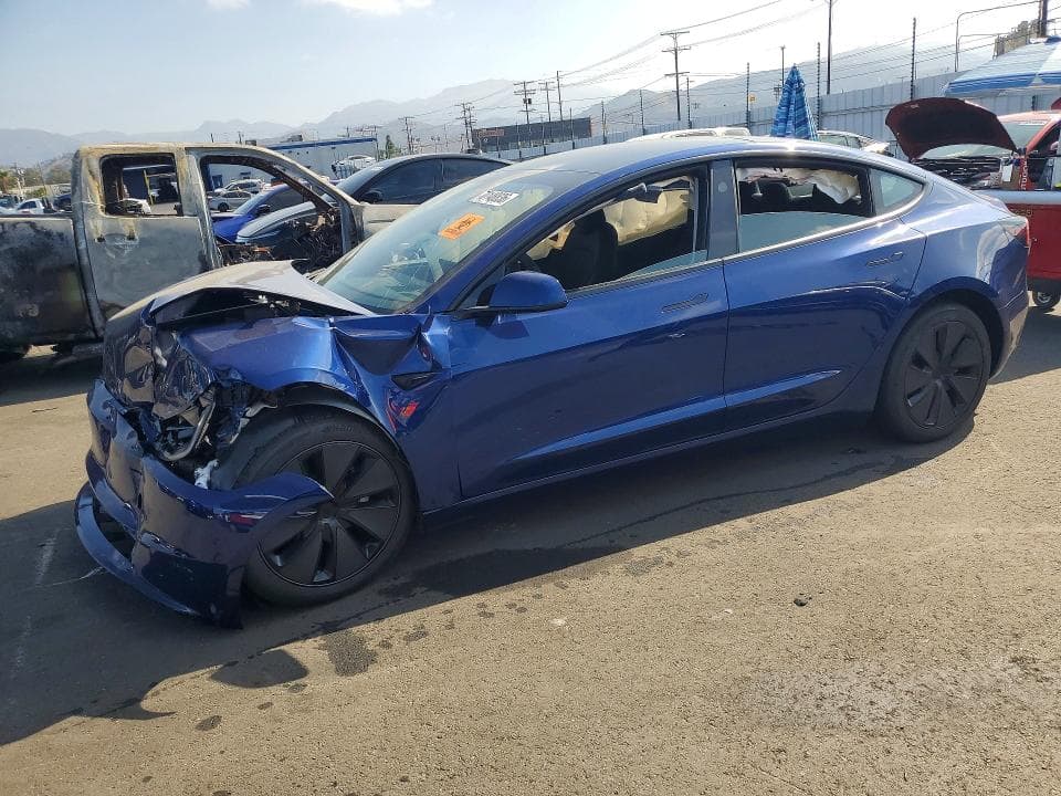 2025 TESLA MODEL 3 - 1