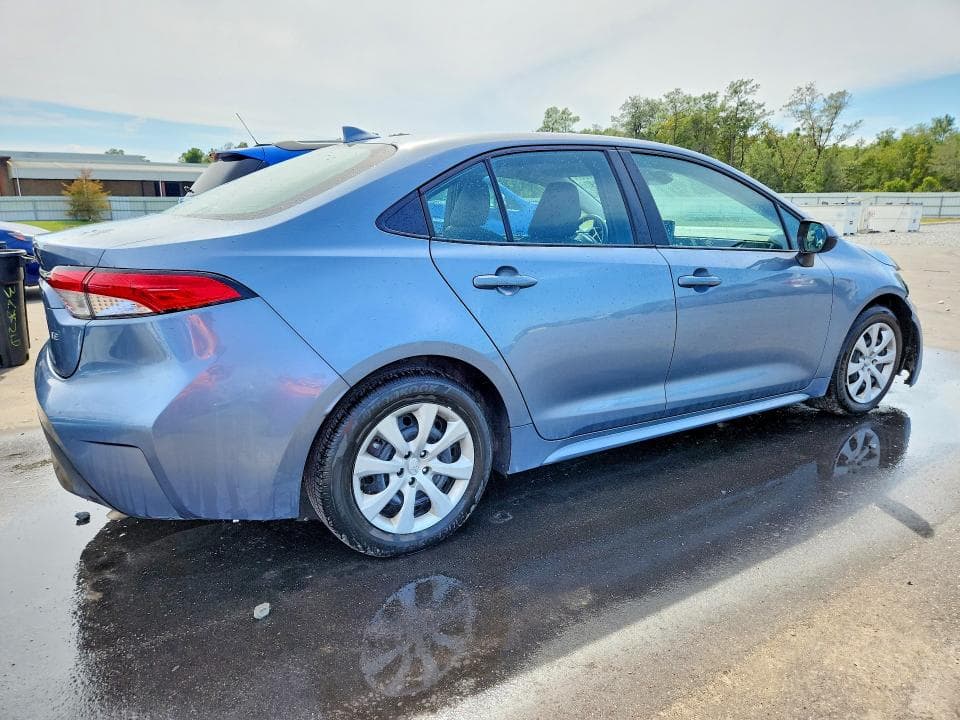 2026 TOYOTA COROLLA LE 3