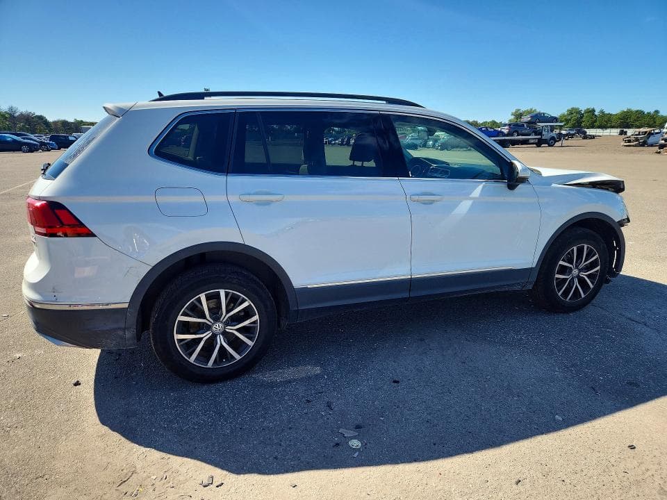 2018 VOLKSWAGEN TIGUAN SE 3