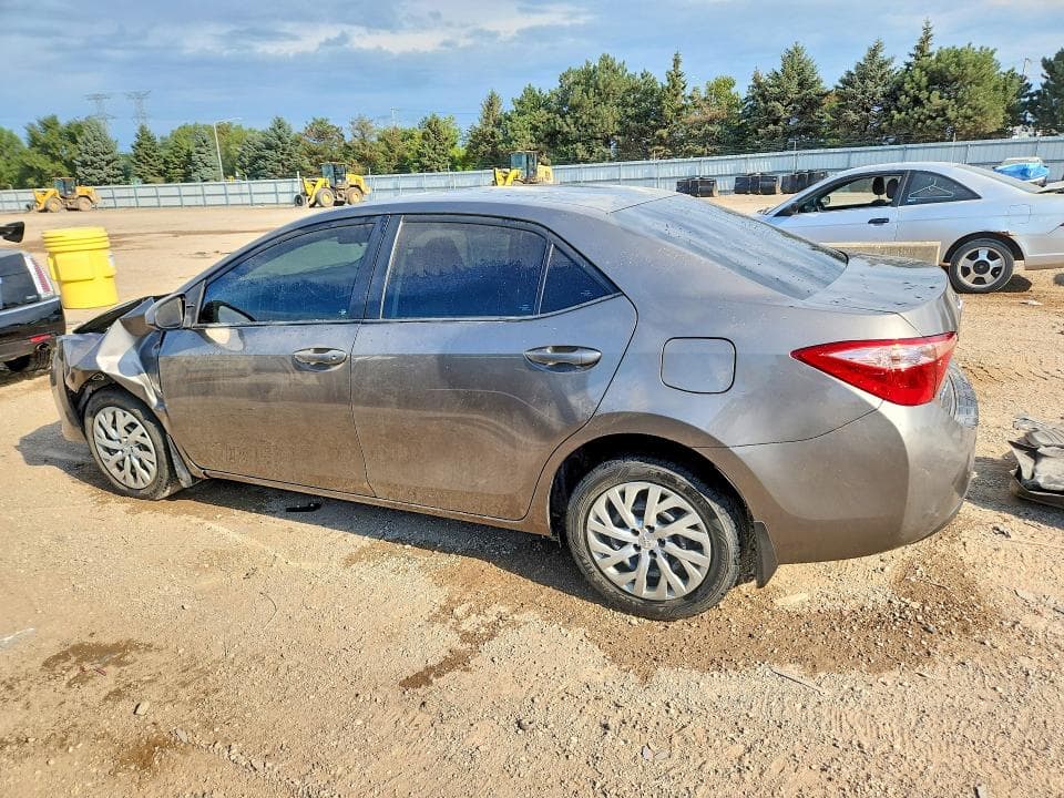 2017 TOYOTA COROLLA LE 2