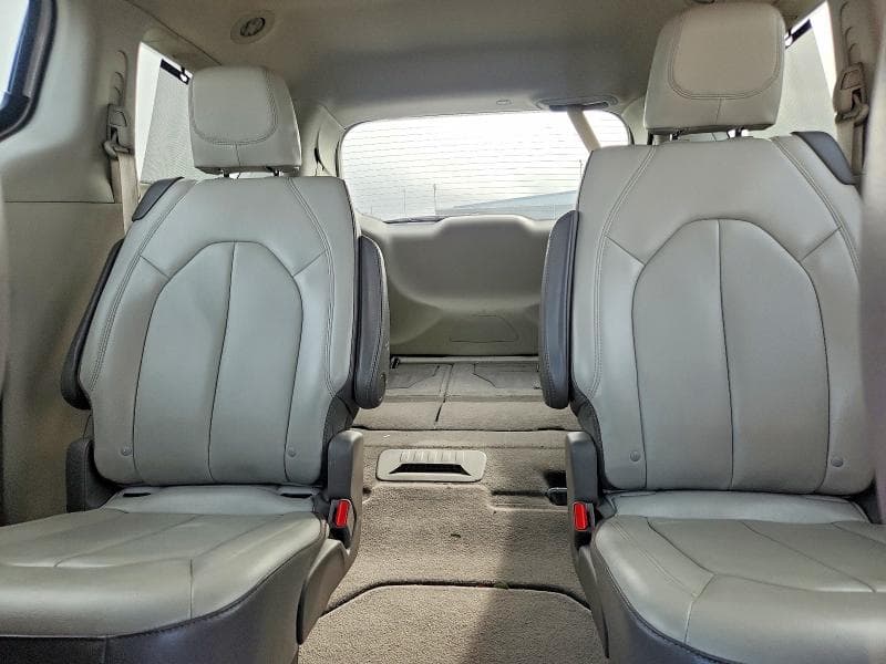 2017 CHRYSLER PACIFICA TOURING L 10