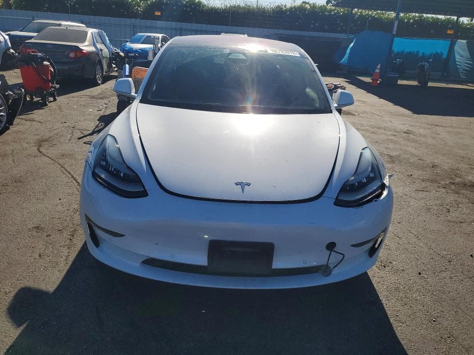 2018 TESLA MODEL 3 5