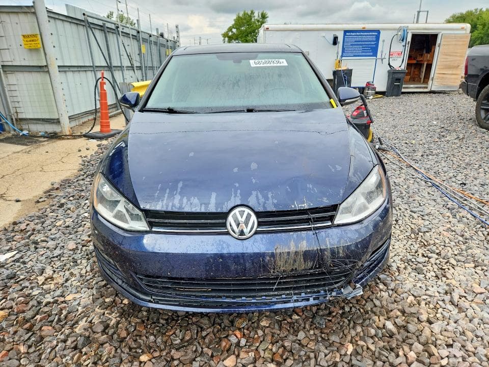 2017 VOLKSWAGEN GOLF S 5