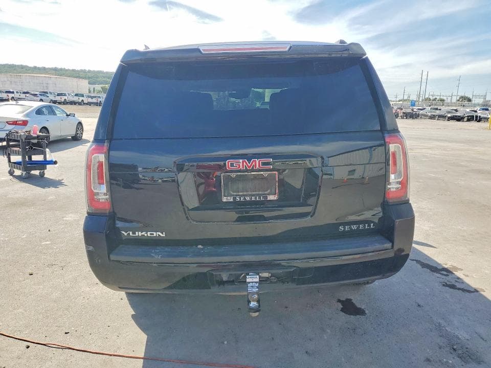 2020 GMC YUKON SLT 6