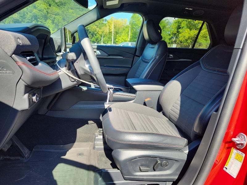 2025 FORD EXPLORER ST-LINE 7