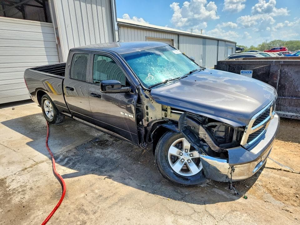 2019 RAM 1500 CLASSIC TRADESMAN 4