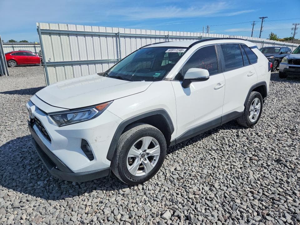 2021 TOYOTA RAV4 XLE