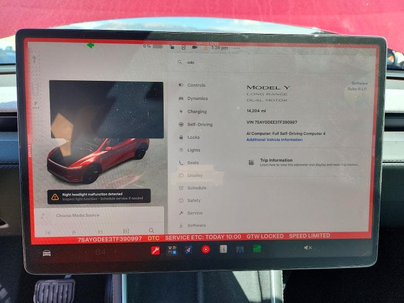 2026 TESLA MODEL Y 9