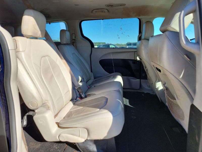 2018 CHRYSLER PACIFICA TOURING L 11